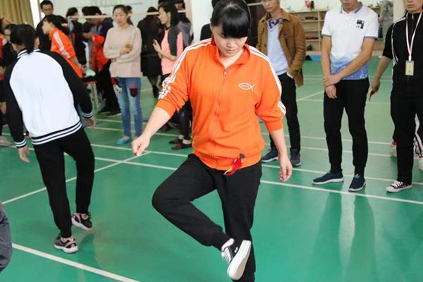 华东神学院举行第33届运动会 华东神学院举行第33届运动会